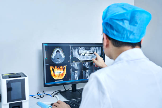 Best Emergency Tooth Extraction in Russiaville, IN